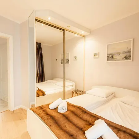 Apartment Horyzont - Towarowa 15- Duzy Dwupoziomowy Apartament- Blisko Morza *